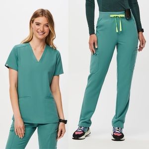 Figs Cactus Scrub Set